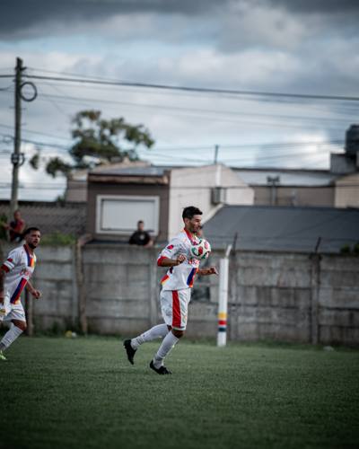 Colegiales vs Independencia